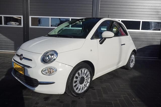 Wit Occasion 2016 Fiat 500 Lounge Hatchback | € 8.200 (Goede deal) - Afbeelding 1/4