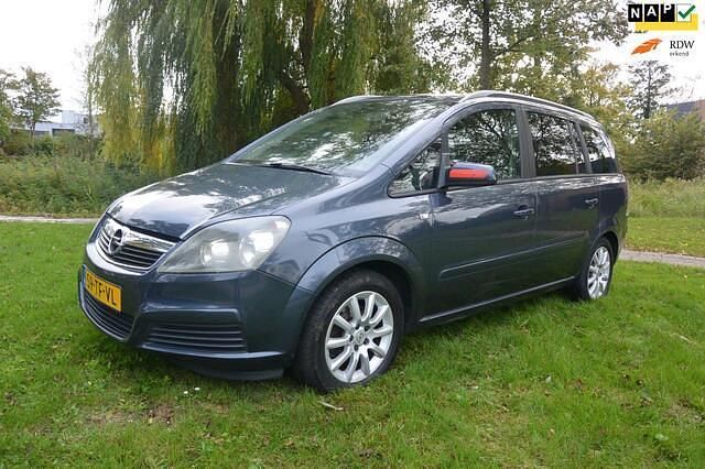 Grijs Gebruikt 2006 Opel Zafira Enjoy MPV | € 1.299 (Eerlijke prijs) - Afbeelding 1/4