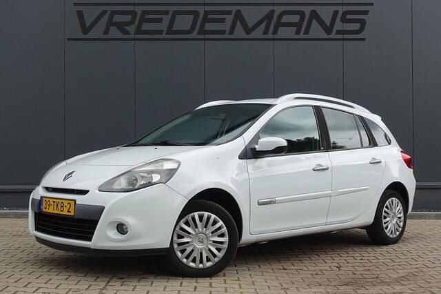 Wit Gebruikt 2012 Renault Clio GrandTour Authentique Stationwagen | € 2.450 (Goede deal) - Afbeelding 1/4