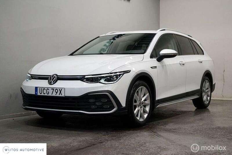 Wit Gebruikt 2022 VW Golf Alltrack Stationwagen | € 34.950 - Afbeelding 1/4