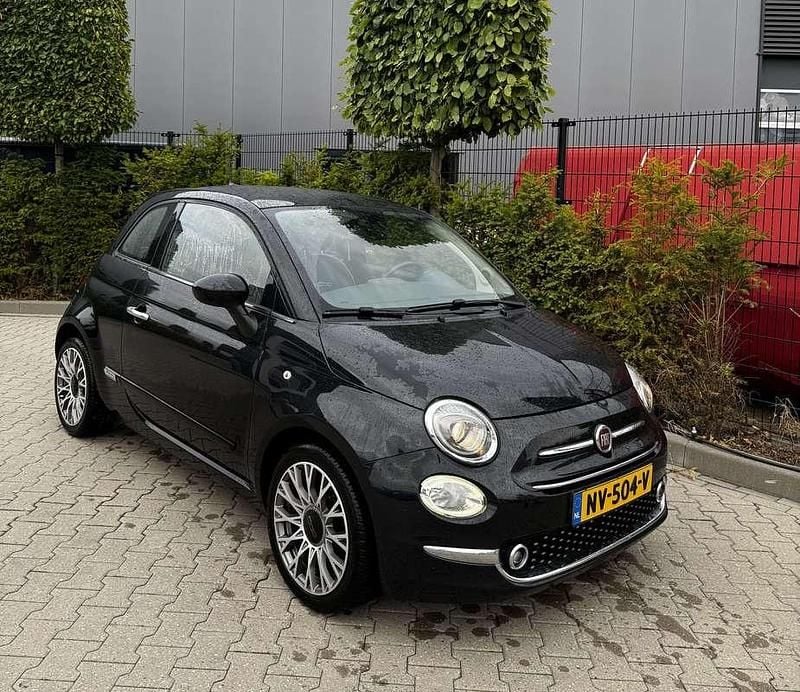 Zwart Gebruikt 2017 Fiat 500 Lounge Hatchback | € 6.750 (Eerlijke prijs) - Afbeelding 1/4