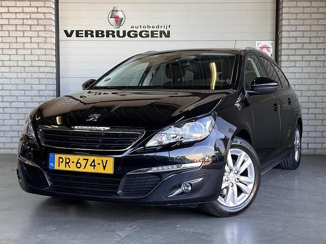 Zwart Occasion 2017 Peugeot 308 SW Stationwagen | € 10.950 (Eerlijke prijs) - Afbeelding 1/4
