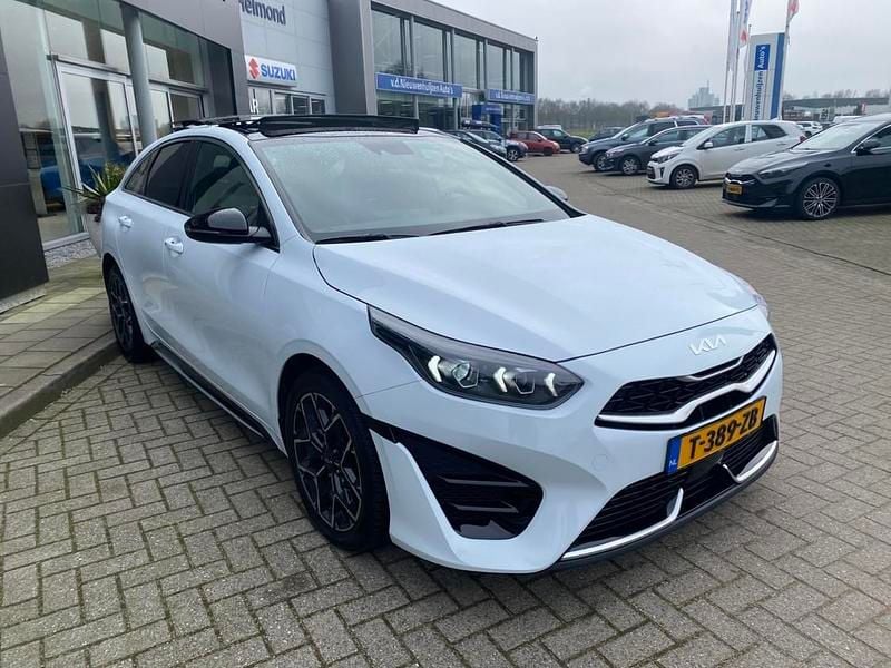 Occasion Kia ProCeed GT-Line 161 PK (118 kW) 2023 Wit Hatchback