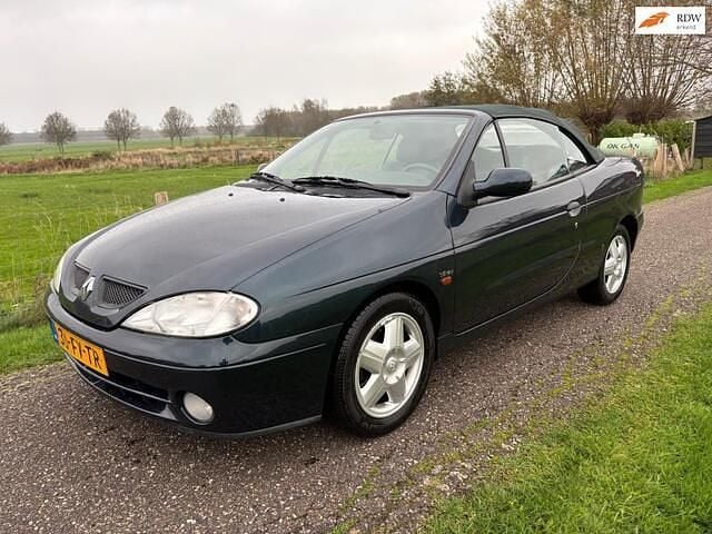 Groen Gebruikt 2000 Renault Mégane Cabriolet | € 2.450 (Eerlijke prijs) - Afbeelding 1/4