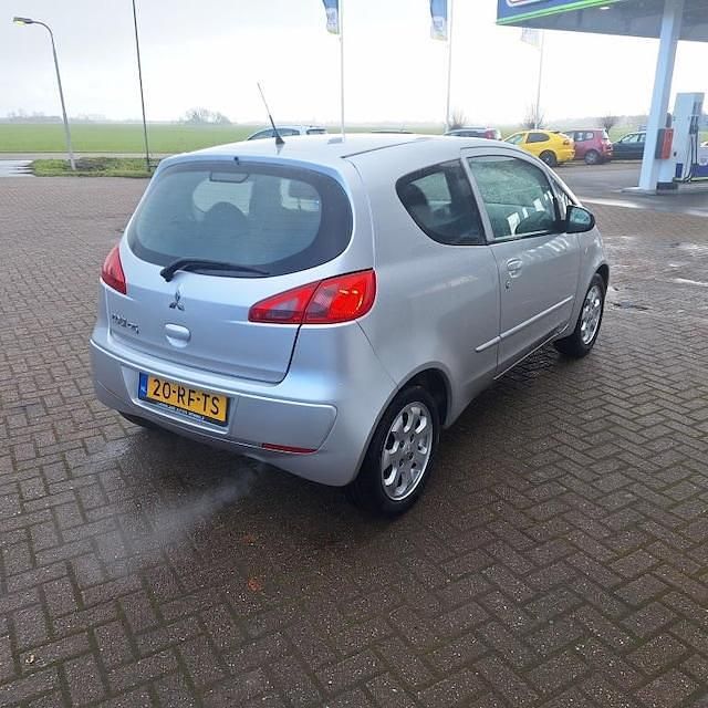 Occasion Mitsubishi Colt Invite 2005 Grijs Hatchback