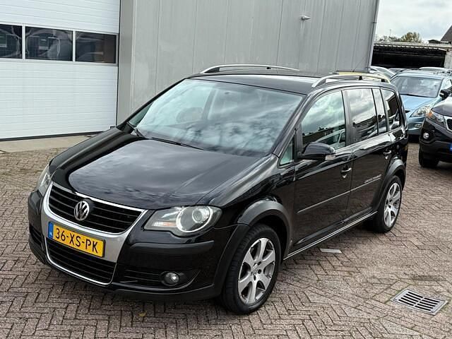 Zwart Gebruikt 2007 VW Touran MPV | € 3.750 (Eerlijke prijs) - Afbeelding 1/4