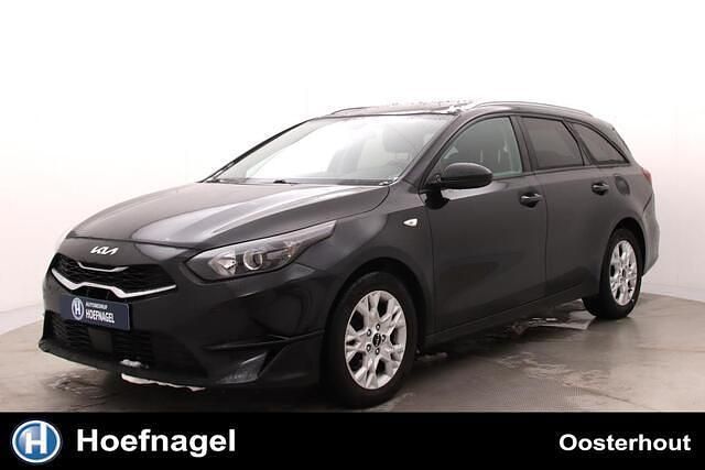 Zwart Occasion 2022 Kia Ceed Sportswagon Stationwagen | € 18.400 (Eerlijke prijs) - Afbeelding 1/3