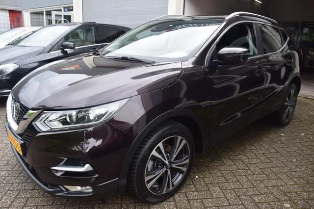 Paars, metallic lak Gebruikt 2019 Nissan Qashqai N-Connecta SUV | € 20.999 (Eerlijke prijs) - Afbeelding 1/4