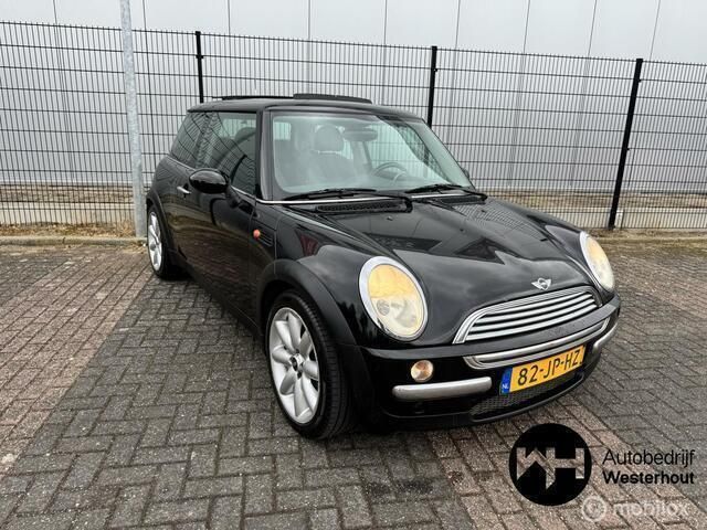 Zwart Gebruikt 2002 Mini Cooper Pepper Hatchback | € 1.995 - Afbeelding 1/4