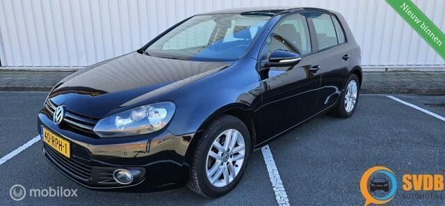 Zwart Gebruikt 2011 VW Golf VI Highline Hatchback | € 5.699 (Eerlijke prijs) - Afbeelding 1/4