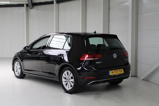 Occasion VW Golf VIII Comfortline 131 PK (96 kW) 2020 Zwart Hatchback