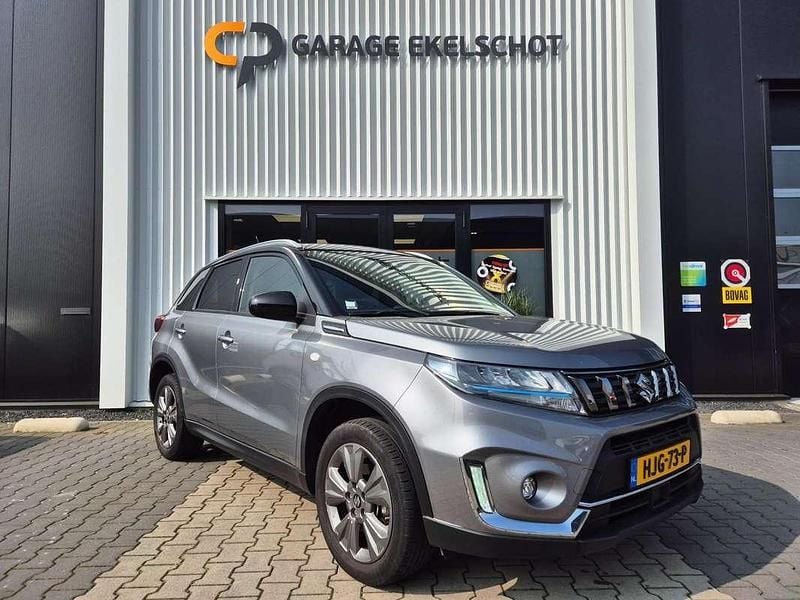 Occasion Suzuki Vitara 102 PK (75 kW) 2022 Grijs, metallic lak SUV