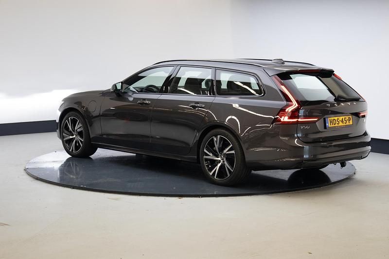 Occasion Volvo V90 Plus 2022 Grijs Stationwagen
