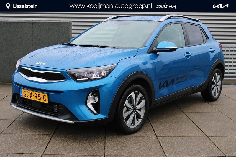 Occasion Kia Stonic GT-Line 101 PK (74 kW) 2024 Blauw SUV