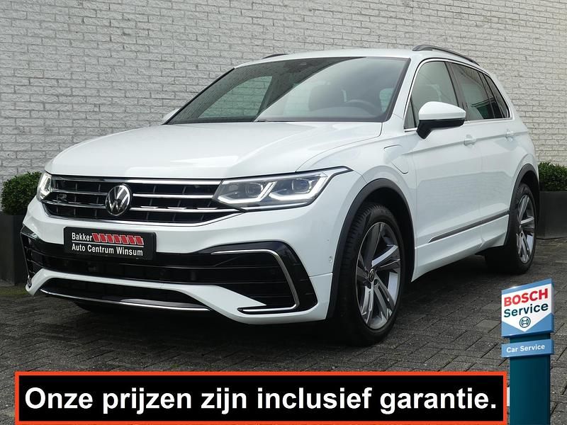 Wit Gebruikt 2023 VW Tiguan R-line SUV | € 37.500 (Eerlijke prijs) - Afbeelding 1/4
