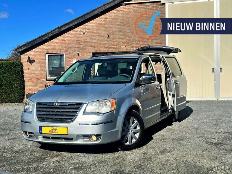 Zilver Gebruikt 2008 Chrysler Grand Voyager Limited MPV | € 18.950 (Iets duurder) - Afbeelding 1/4