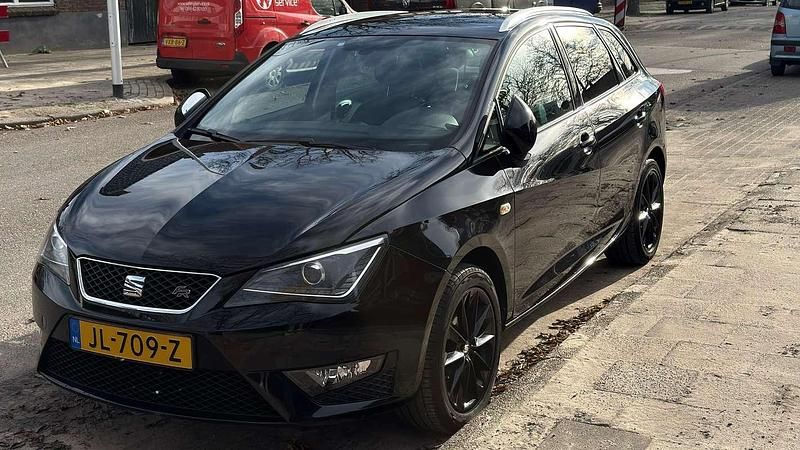 Zwart Gebruikt 2016 Seat Ibiza ST Style Stationwagen | € 7.995 (Eerlijke prijs) - Afbeelding 1/4