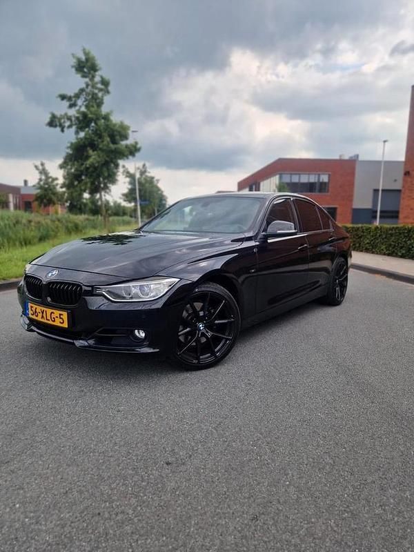 Gebruikt 2012 BMW 328 Executive | € 11.950 (Eerlijke prijs) - Afbeelding 1/4