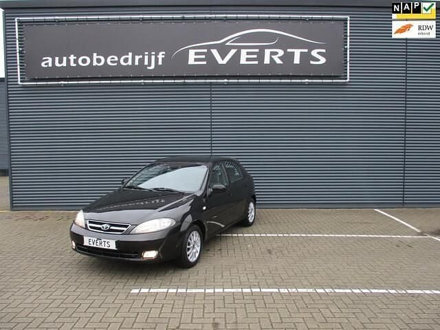 Zwart Gebruikt 2004 Chevrolet Lacetti Hatchback | € 2.222 - Afbeelding 1/4
