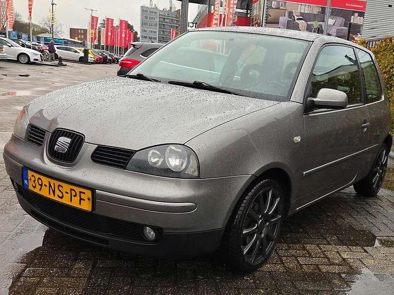 Occasion Seat Arosa Stella 60 PK (44 kW) 2004 Grijs Hatchback