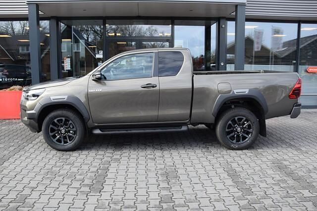 Occasion Toyota HiLux 204 PK (150 kW) 2024 Beige (metallic) Pickup