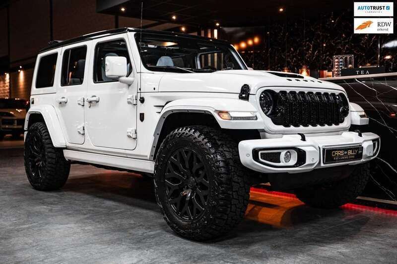 Zwart Gebruikt 2024 Jeep Wrangler Unlimited SUV | € 129.800 - Afbeelding 1/4
