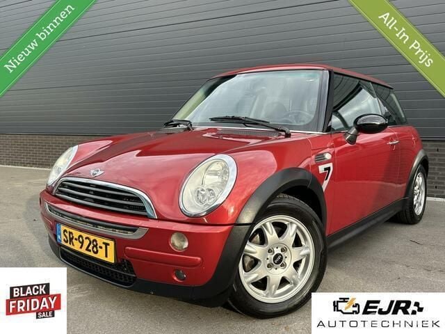 Rood Gebruikt 2005 Mini Cooper Seven Hatchback | € 3.450 (Iets duurder) - Afbeelding 1/4