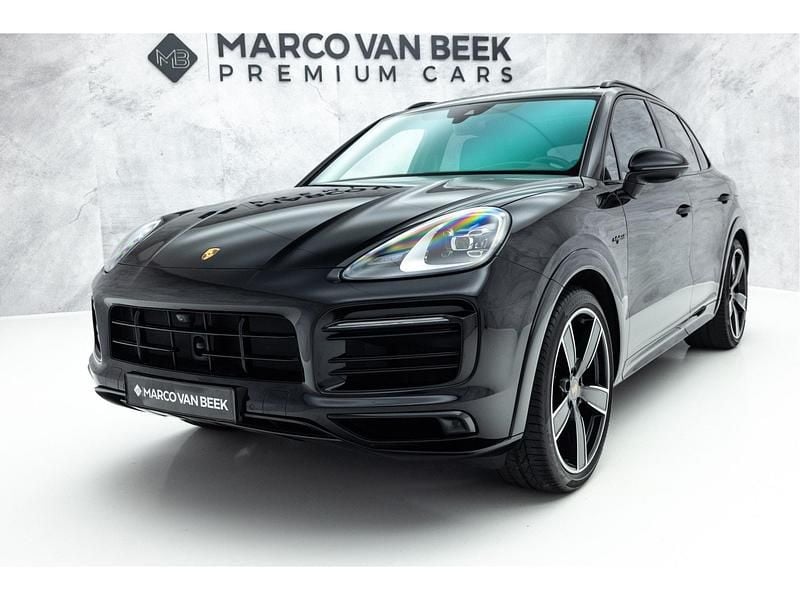 Occasion Porsche Cayenne Platinum Edition 463 PK (340 kW) 2022 Zwart SUV