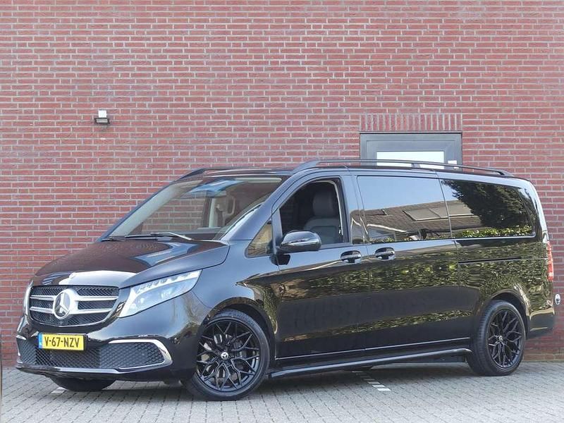 Occasion Mercedes V300 237 PK (174 kW) 2023 Zwart (metallic) MPV