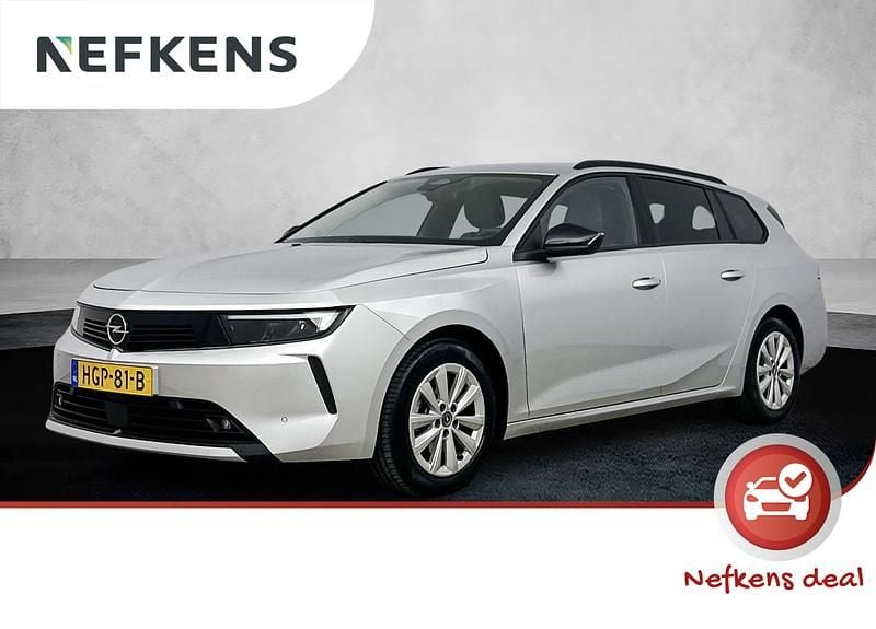 Grijs Gebruikt 2025 Opel Astra Business Edition Stationwagen | € 24.900 (Goede deal) - Afbeelding 1/3