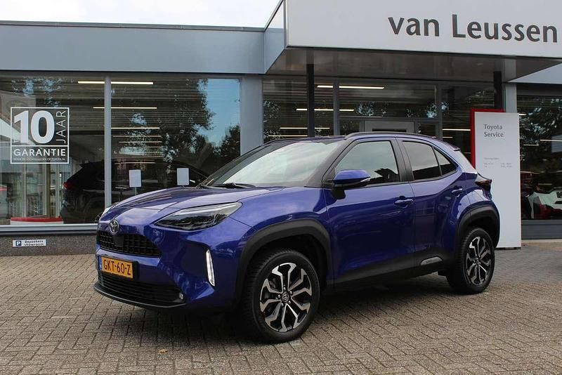 Blauw Gebruikt 2024 Toyota Yaris Cross Edition SUV | € 27.900 (Eerlijke prijs) - Afbeelding 1/4