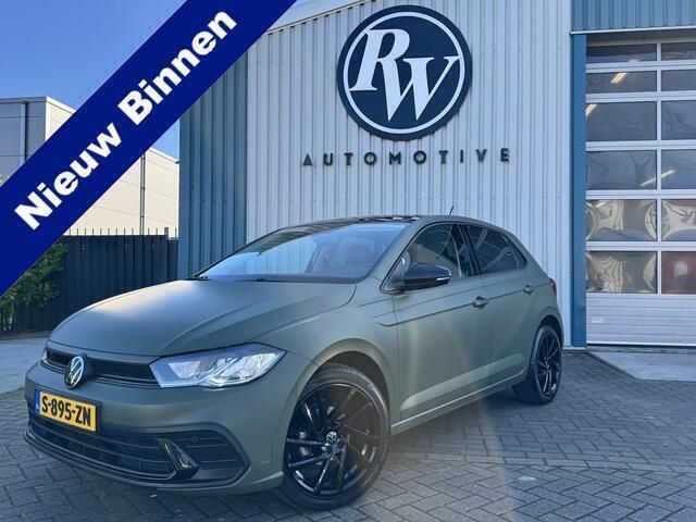 Zwart Gebruikt 2023 VW Polo Hatchback | € 19.950 (Eerlijke prijs) - Afbeelding 1/4