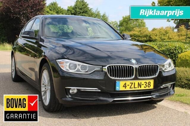 Zwart, metallic lak Gebruikt 2015 BMW 316 Executive Sedan | € 12.900 (Eerlijke prijs) - Afbeelding 1/4