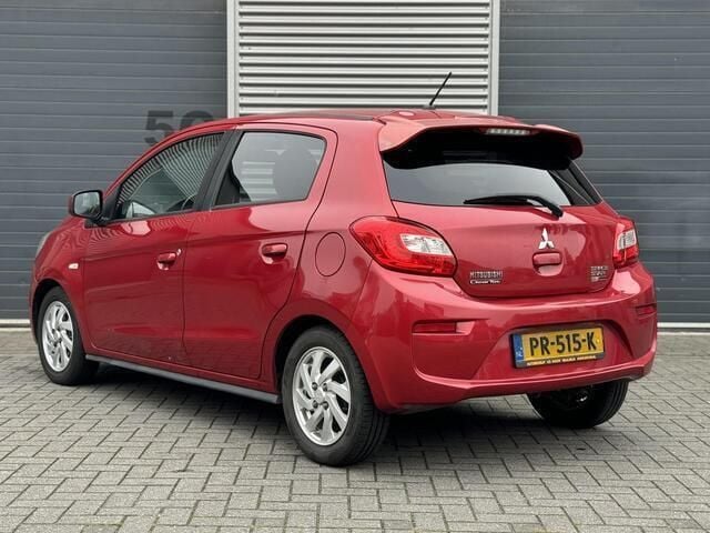 Occasion Mitsubishi Space Star Edition 80 PK (58 kW) 2017 Rood Hatchback