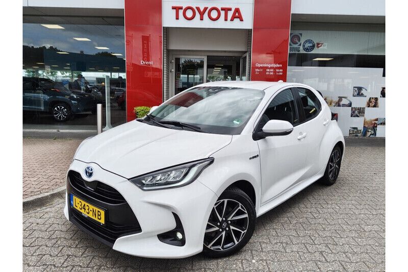 Gebruikt 2021 Toyota Yaris Hybrid | € 17.595 (Super prijs) - Afbeelding 1/1
