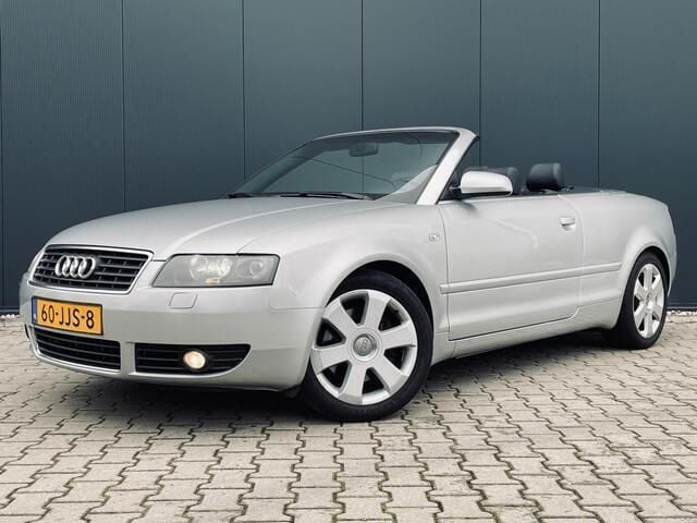 Grijs Gebruikt 2002 Audi A4 Cabriolet Cabriolet | € 4.999 (Eerlijke prijs) - Afbeelding 1/4