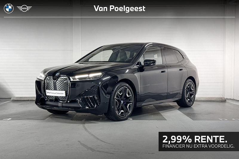 Saphirschwarz (donker zwart) Gebruikt 2024 BMW iX Executive SUV | € 84.899 - Afbeelding 1/4