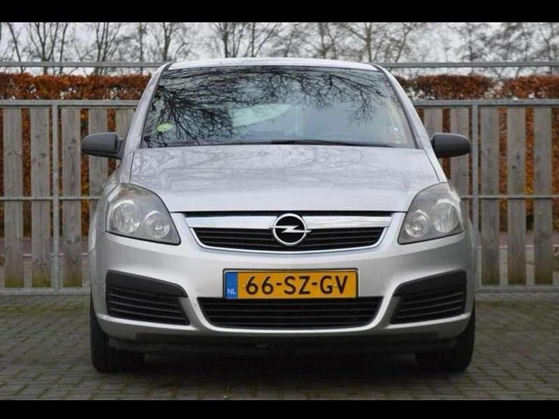 Occasion Opel Zafira Business 140 PK (102 kW) 2006 Zilver MPV