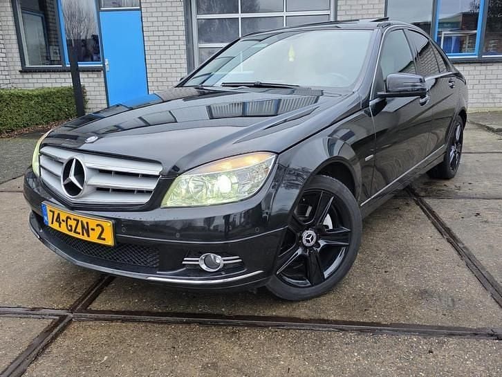 Zwart Occasion 2008 Mercedes C280 Avantgarde Sedan | € 8.000 (Eerlijke prijs) - Afbeelding 1/4