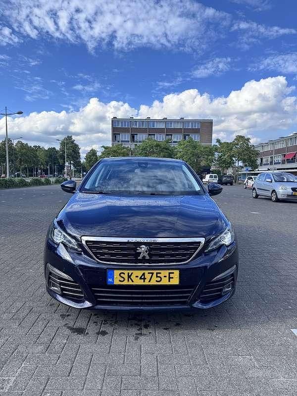Blauw Gebruikt 2018 Peugeot 308 Allure Hatchback | € 9.250 (Eerlijke prijs) - Afbeelding 1/4