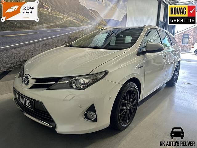 Wit Gebruikt 2014 Toyota Auris Touring Sports Stationwagen | € 11.450 (Eerlijke prijs) - Afbeelding 1/4