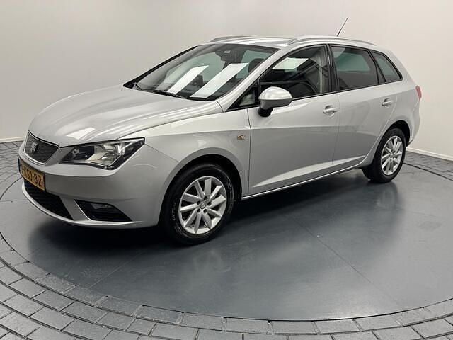 Grijs Gebruikt 2013 Seat Ibiza ST Stationwagen | € 6.500 (Duur) - Afbeelding 1/4