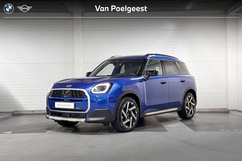 Blazing blue Gebruikt 2025 Mini Countryman Favoured SUV | € 48.900 (Goede deal) - Afbeelding 1/4