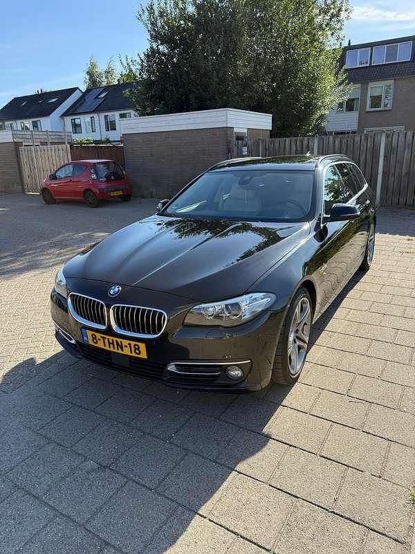 Occasion 2013 BMW 530 Luxury Line Stationwagen | € 12.000 (Eerlijke prijs) - Afbeelding 1/4