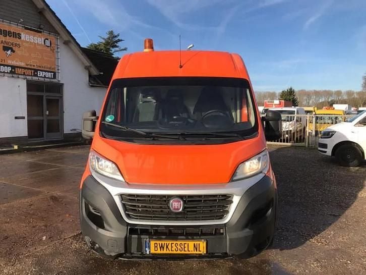Occasion Fiat Ducato 131 PK (96 kW) 2018 Oranje Van