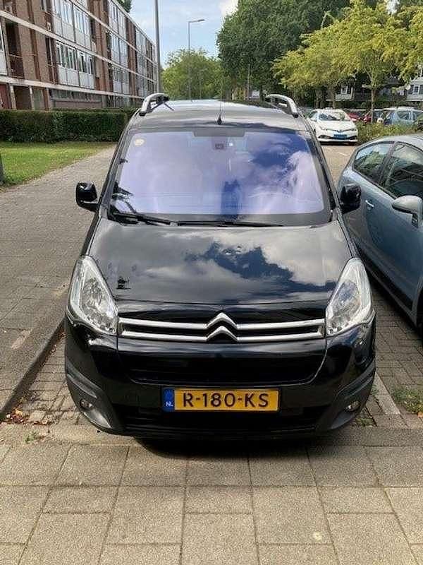 Zwart Gebruikt 2016 Citroën Berlingo Feel MPV | € 6.500 (Super prijs) - Afbeelding 1/4