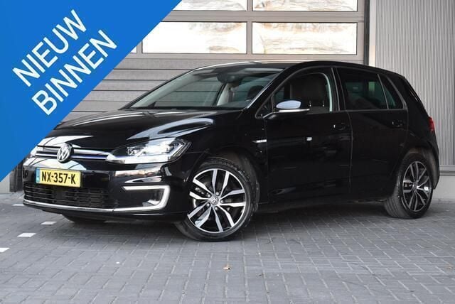 Zwart Gebruikt 2017 VW e-Golf Hatchback | € 10.250 (Goede deal) - Afbeelding 1/4