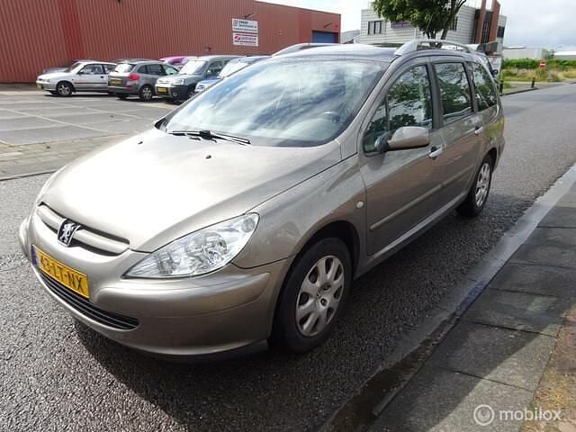 Grijs Gebruikt 2003 Peugeot 307 Stationwagen | € 650 (Goede deal) - Afbeelding 1/4