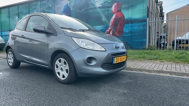 Grijs Gebruikt 2012 Ford Ka S Hatchback | € 2.650 (Goede deal) - Afbeelding 1/4