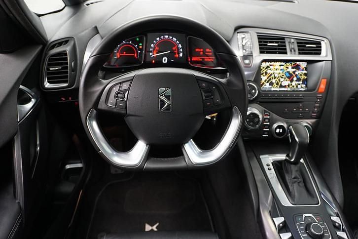 Occasion Citroën DS5 Business Class 157 PK (115 kW) 2013 Bruin Hatchback